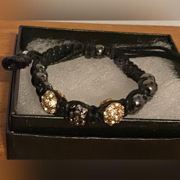 Three sliding knot bracelets.  All 3 for one price! - Picture 9 of 11